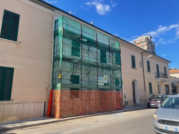 appartamento in vendita a Follonica