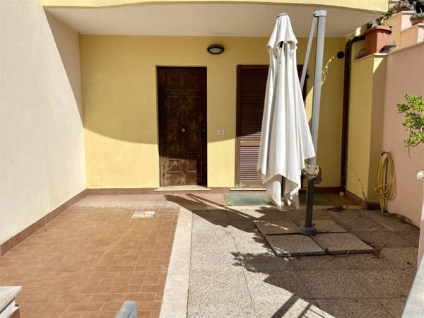 appartamento in vendita a Follonica in zona Area Industriale