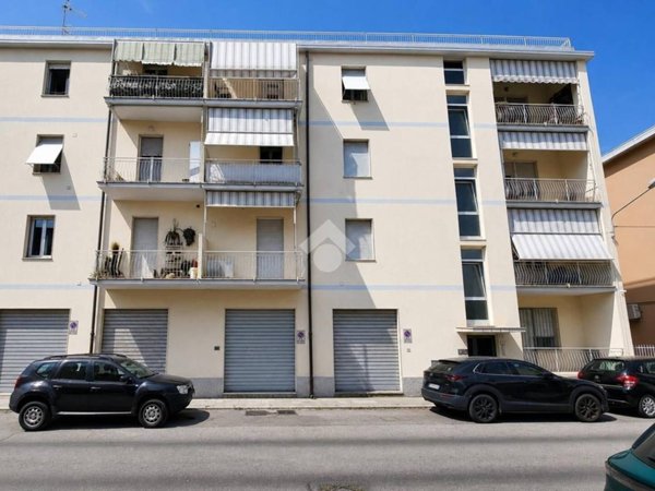appartamento in vendita a Follonica in zona Prato Ranieri