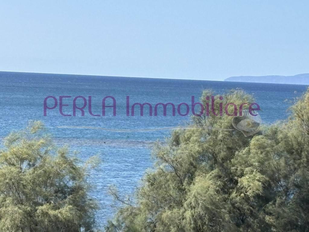 appartamento in vendita a Follonica in zona Prato Ranieri