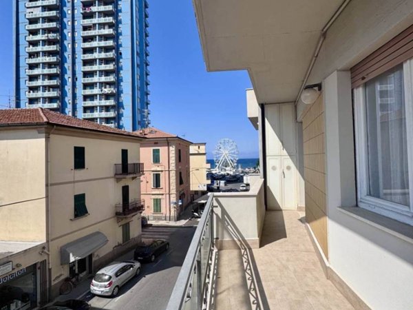appartamento in vendita a Follonica