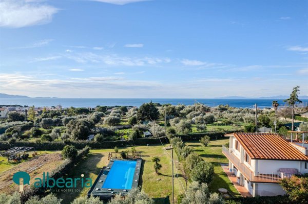 appartamento in vendita a Follonica