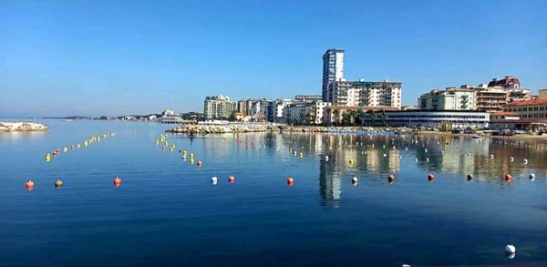 appartamento in vendita a Follonica in zona Area Industriale