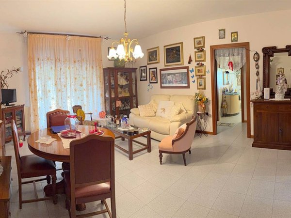 appartamento in vendita a Follonica