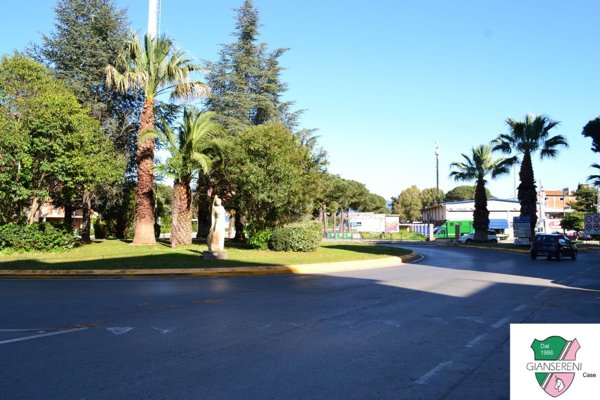 appartamento in vendita a Follonica in zona Prato Ranieri