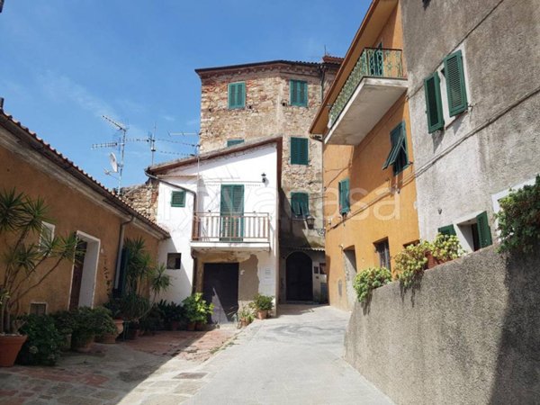 appartamento in vendita a Gavorrano in zona Giuncarico