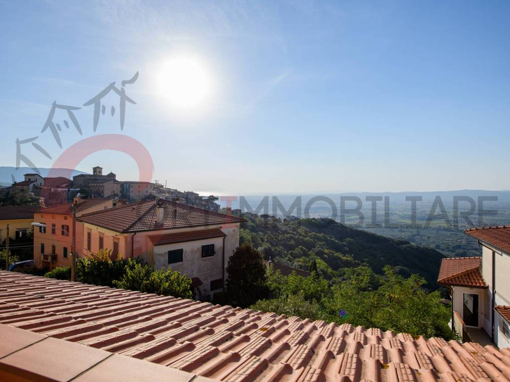 casa indipendente in vendita a Gavorrano