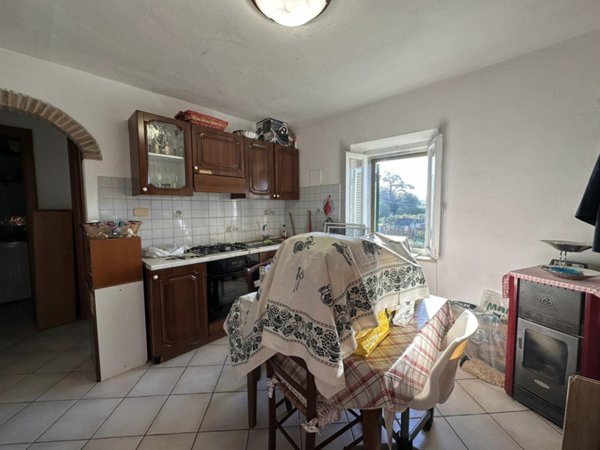 appartamento in vendita a Gavorrano in zona Ravi