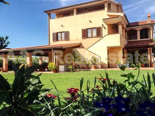 casa indipendente in vendita a Gavorrano in zona Bagno di Gavorrano