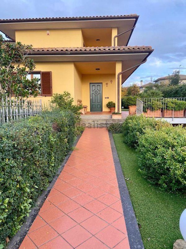 casa indipendente in vendita a Gavorrano in zona Bagno di Gavorrano