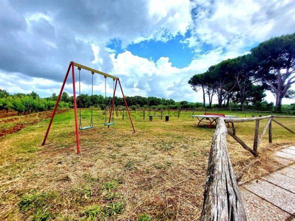 casa indipendente in vendita a Gavorrano in zona Ravi
