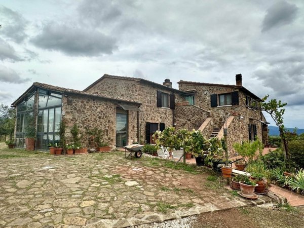 casa indipendente in vendita a Gavorrano