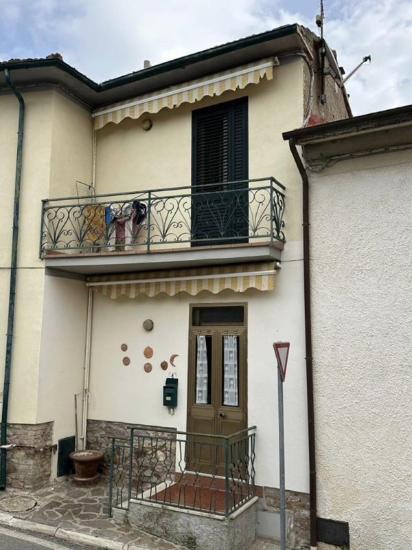 appartamento in vendita a Gavorrano in zona Caldana