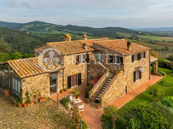 casa indipendente in vendita a Gavorrano