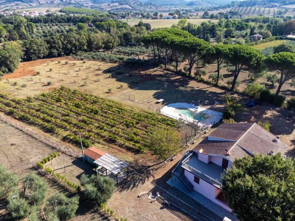 appartamento in vendita a Gavorrano in zona Ravi