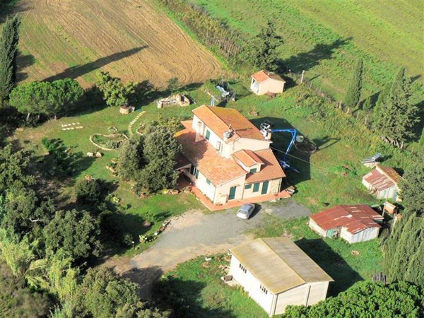 casa indipendente in vendita a Gavorrano in zona Bagno di Gavorrano
