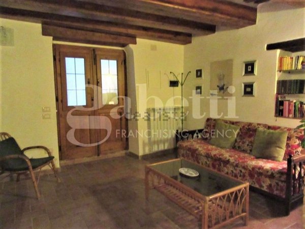 appartamento in vendita a Gavorrano in zona Ravi