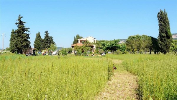 casa indipendente in vendita a Gavorrano