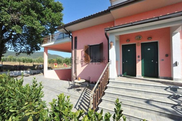 casa indipendente in vendita a Gavorrano