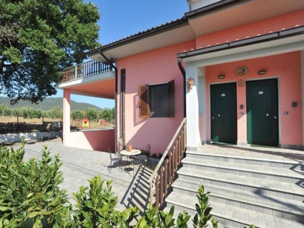 casa indipendente in vendita a Gavorrano