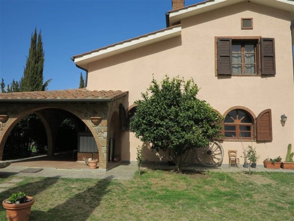 casa indipendente in vendita a Gavorrano in zona Bagno di Gavorrano
