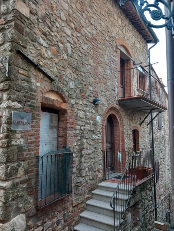 casa indipendente in vendita a Gavorrano