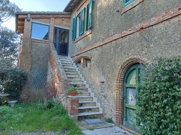casa indipendente in vendita a Gavorrano