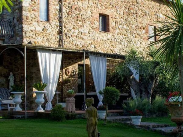 casa indipendente in vendita a Gavorrano