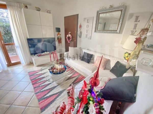 appartamento in vendita a Gavorrano in zona Ravi