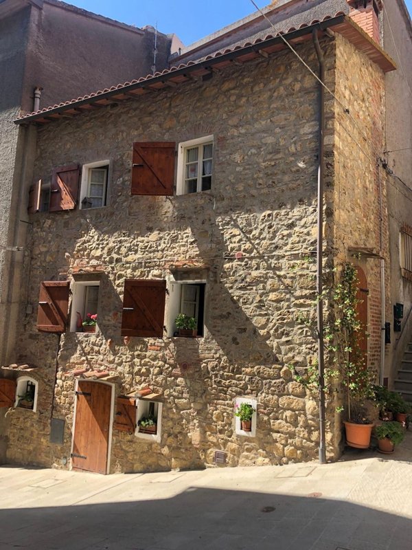 appartamento in vendita a Gavorrano in zona Giuncarico