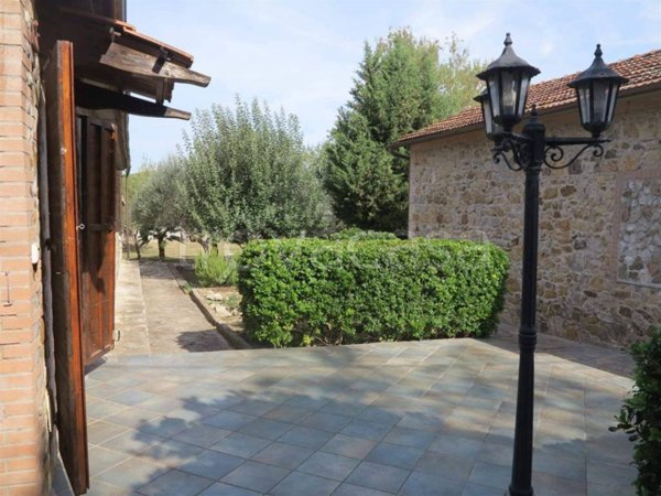 casa indipendente in vendita a Gavorrano in zona Giuncarico