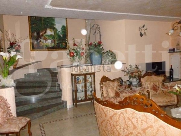 casa indipendente in vendita a Gavorrano