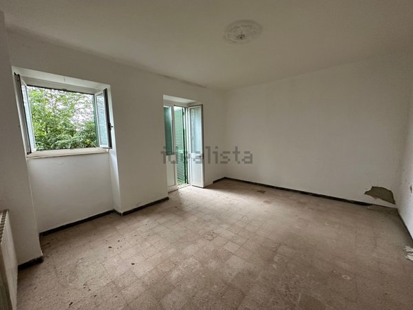appartamento in vendita a Gavorrano in zona Ravi