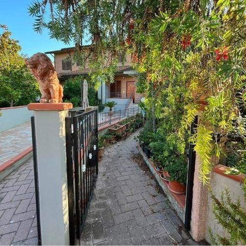 casa indipendente in vendita a Gavorrano
