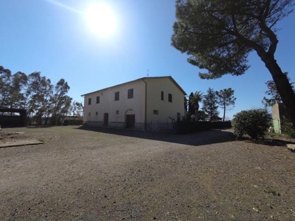 casa indipendente in vendita a Gavorrano in zona Giuncarico