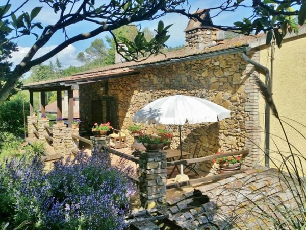 casa indipendente in vendita a Gavorrano