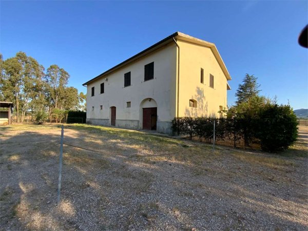 casa indipendente in vendita a Gavorrano