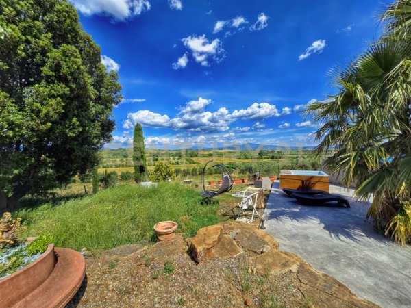 casa indipendente in vendita a Gavorrano