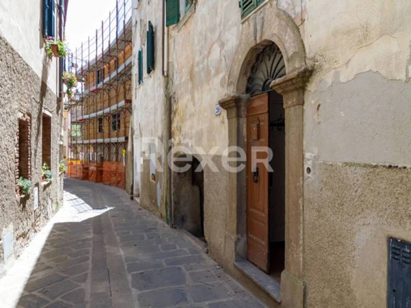 casa indipendente in vendita a Gavorrano in zona Giuncarico