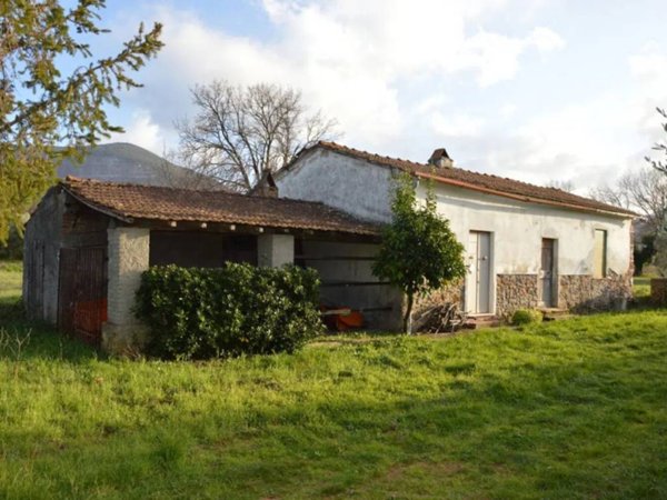casa indipendente in vendita a Gavorrano in zona Bagno di Gavorrano