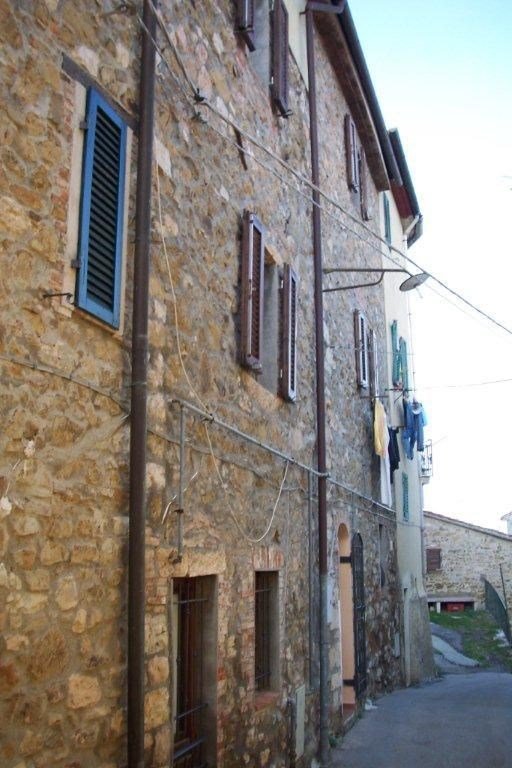 casa indipendente in vendita a Gavorrano in zona Caldana