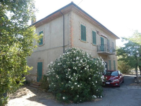 intera palazzina in vendita a Gavorrano