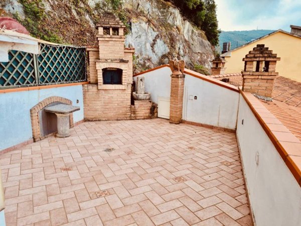 casa indipendente in vendita a Gavorrano