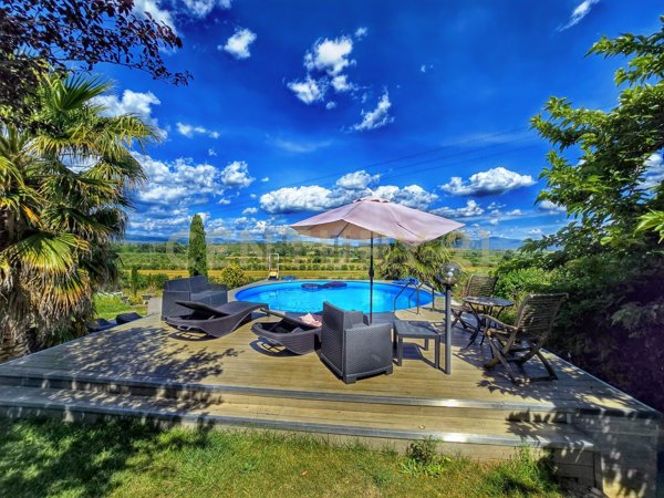 casa indipendente in vendita a Gavorrano