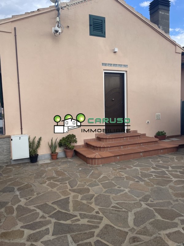 casa indipendente in vendita a Gavorrano