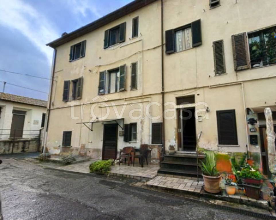 appartamento in vendita a Gavorrano in zona Bagno di Gavorrano