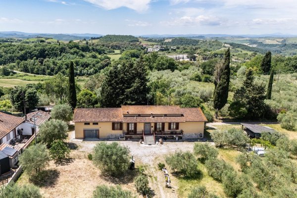 casa indipendente in vendita a Gavorrano