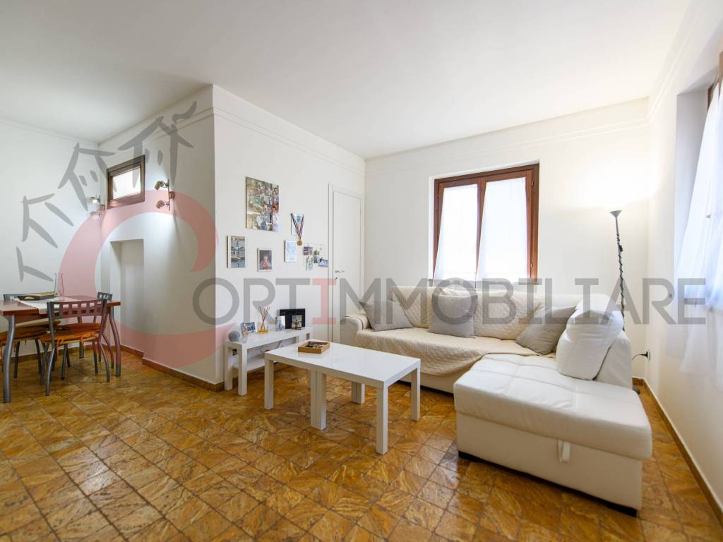 appartamento in vendita a Gavorrano in zona Bagno di Gavorrano