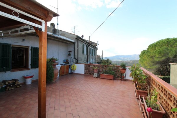casa indipendente in vendita a Gavorrano in zona Giuncarico