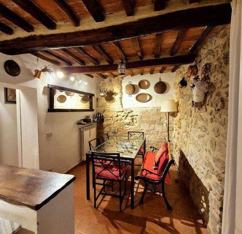 casa indipendente in vendita a Gavorrano